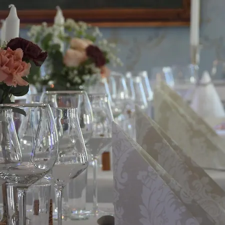 Torvis Hotell